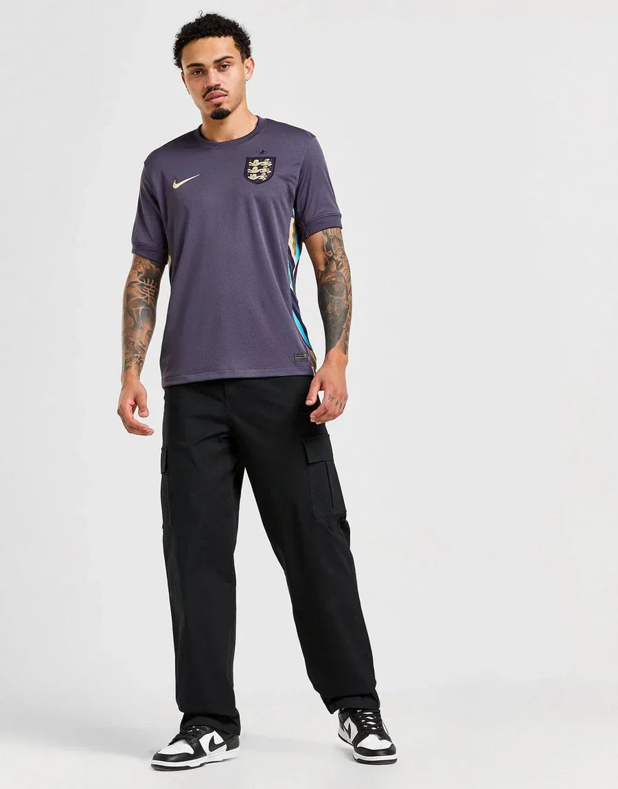https://cdn.shopify.com/s/files/1/0911/7686/1985/files/ENG2.0.webp?v=1731957331