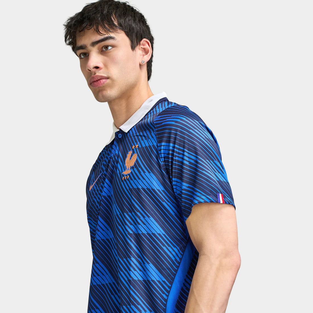 https://classic-football-jerseys.com/cdn/shop/files/IB5300-480_nike_france_home_jersey_game_royal__metallic_copper_E_jpg.webp?v=1774457526&width=1100