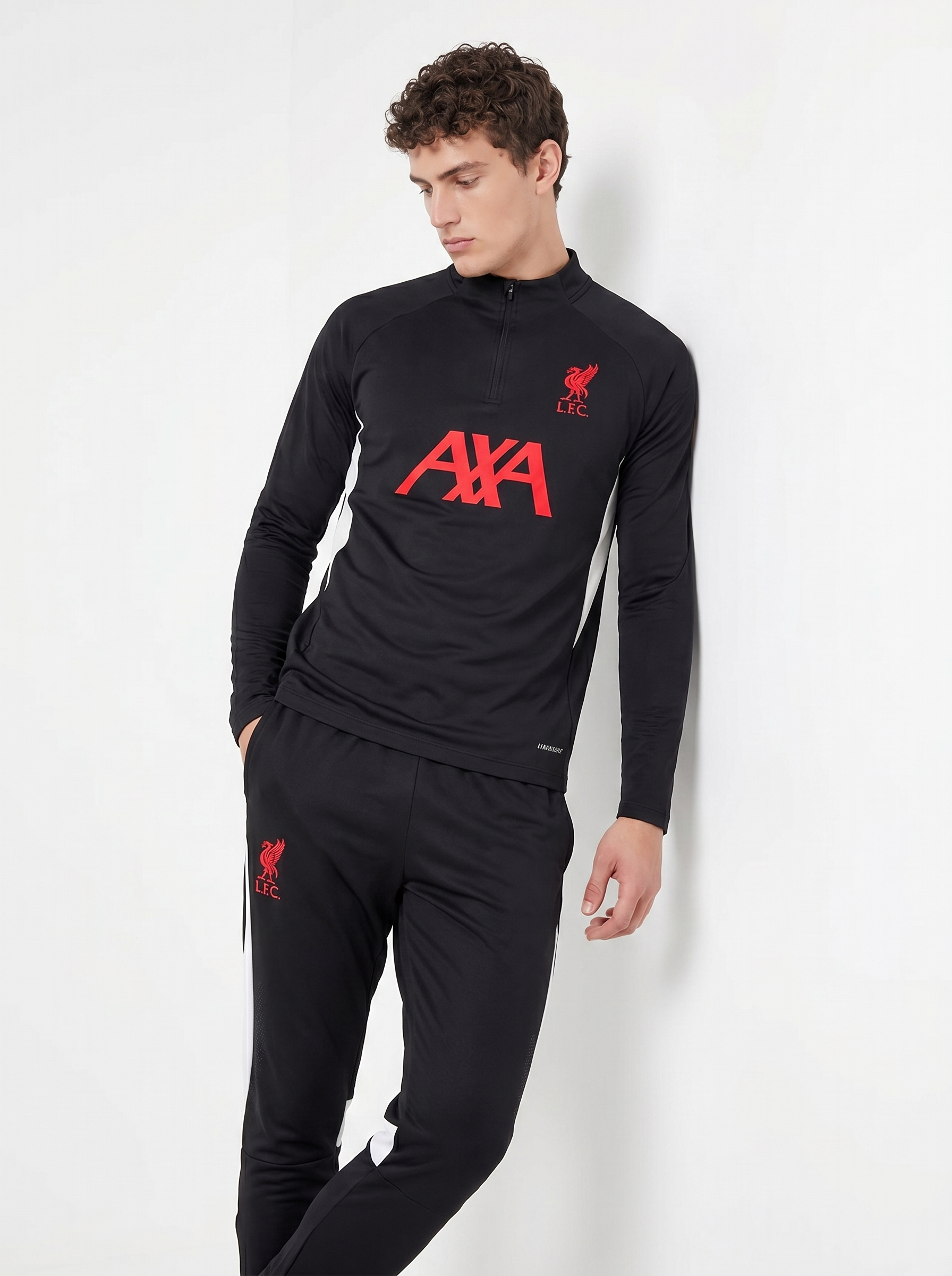 LIVERPOOL 2026 BLACK TRACKSUIT
