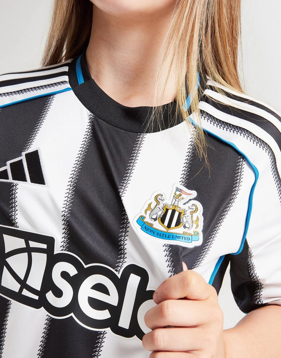https://classic-football-jerseys.com/cdn/shop/files/jd_757335_c.webp?v=1751985452&width=950