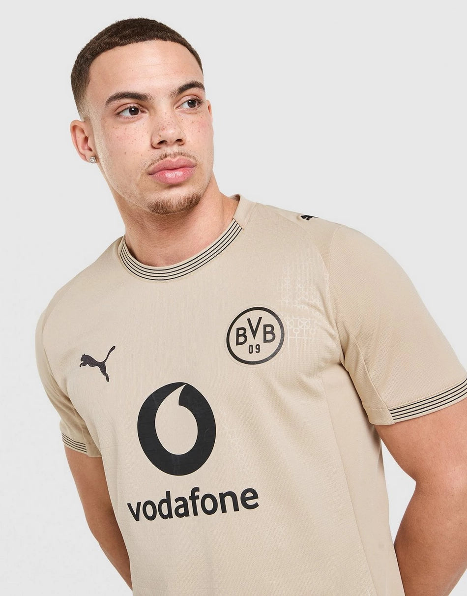 BORUSSIA DORTMUND 25/26 SPECIAL EDITION GK SHIRT